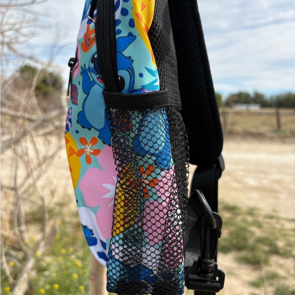 Sling bag stitch Disney crossbody backpack - Picture 5 of 6